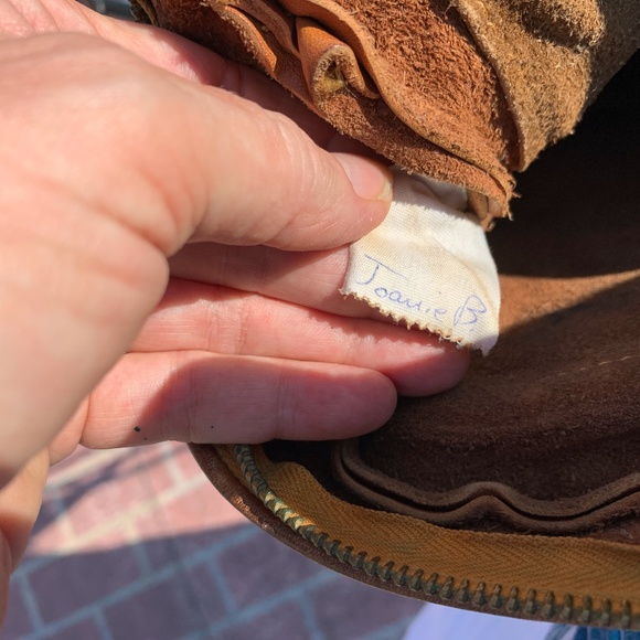 Vintage tan leather saddle bag - Picture 5 of 5